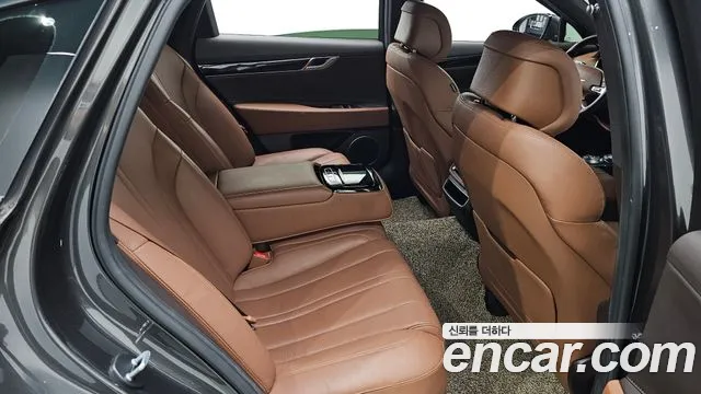 Genesis G80 Бензин 2.5 турбо AWD — Фото автомобиля 11