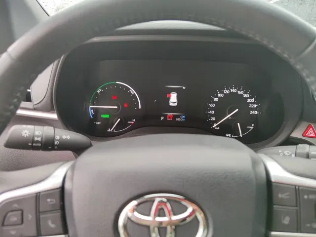 Toyota Sienna — Фото автомобиля 10