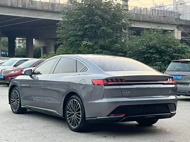 BYD Han — Фото автомобиля 4