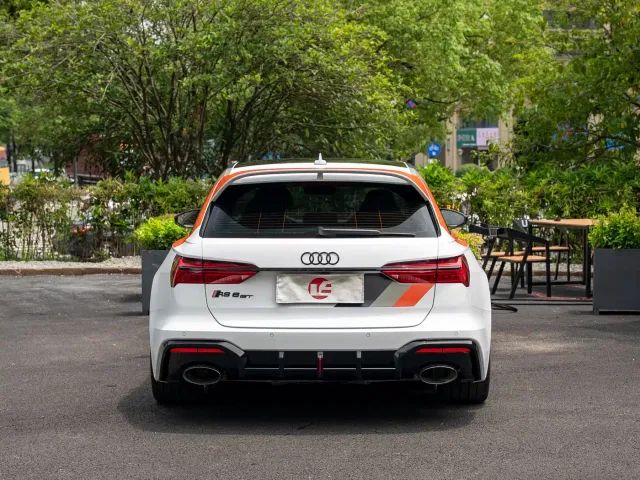 Audi RS 6 — Фото автомобиля 5