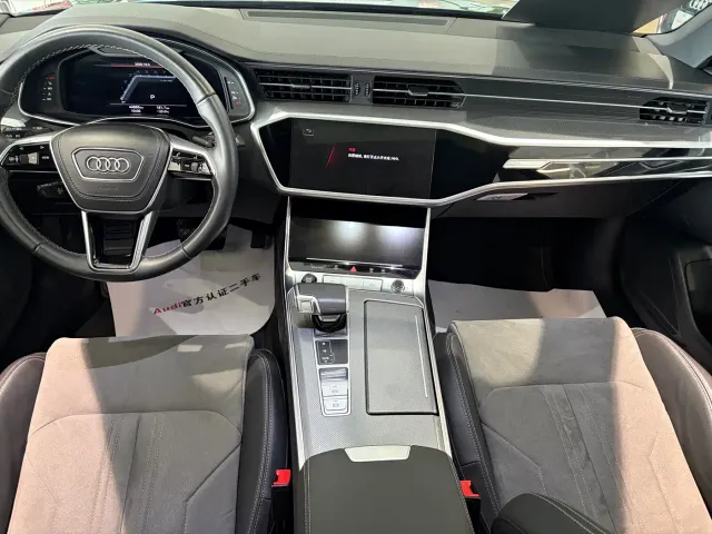 Audi A6L — Фото автомобиля 8