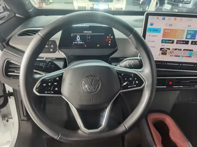 Volkswagen ID.3 — Фото автомобиля 11