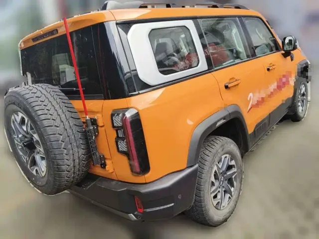 BAIC BJ40 — Фото автомобиля 2