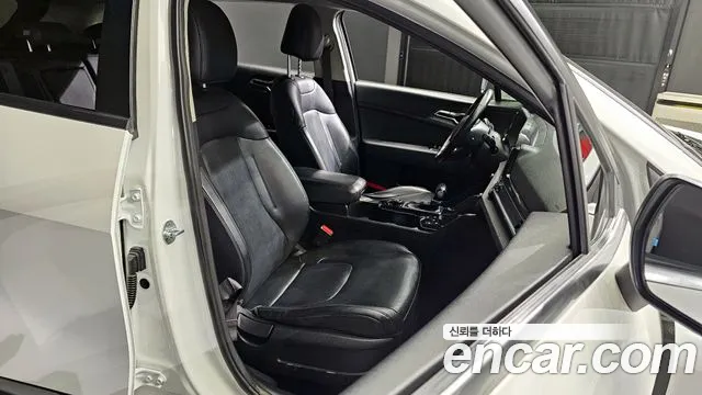 Kia Sportage Sportage 5-е поколение Дизель 2.0 2WD — Фото автомобиля 12