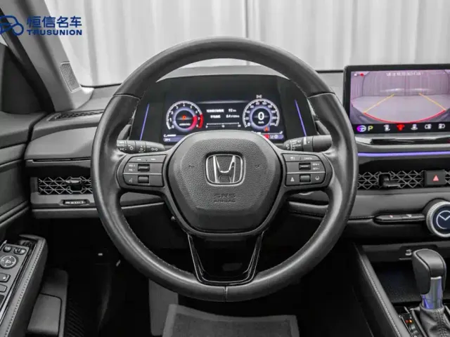 Honda Accord — Фото автомобиля 15