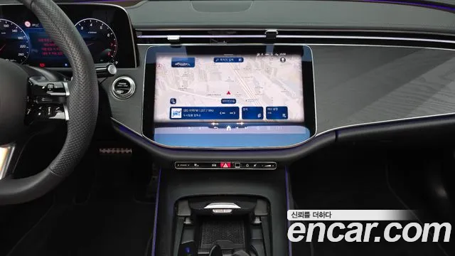 Mercedes-Benz E-Class — Фото автомобиля 13