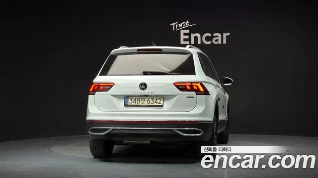 Volkswagen Tiguan Generation 2 — Фото автомобиля 4