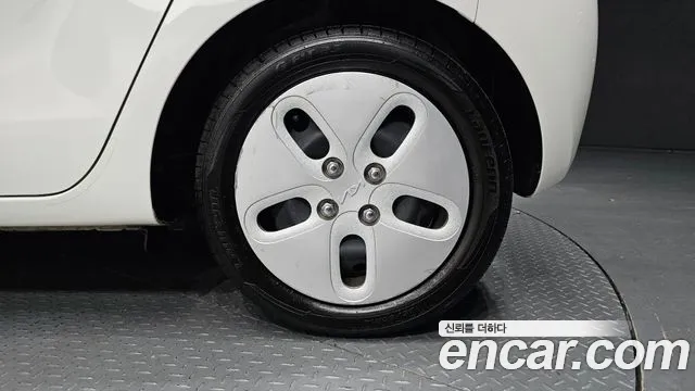 Kia RAY Новый Kia Ray Фургон — Фото автомобиля 21