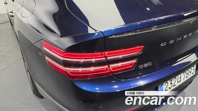 Genesis G80 Бензин 3.5 турбо AWD — Фото автомобиля 21