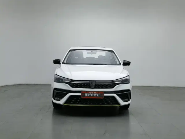 Roewe i5 — Фото автомобиля 3