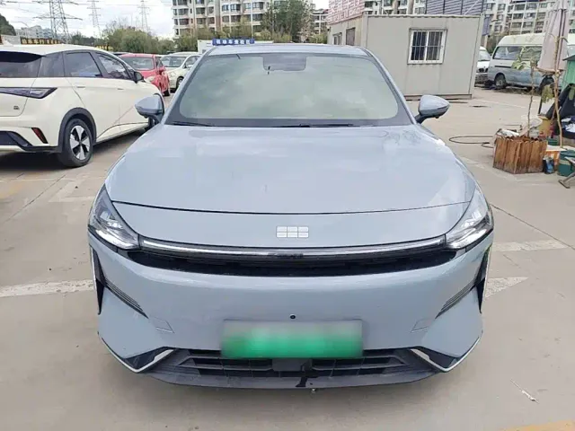 Geely Galaxy L6 — Фото автомобиля 2