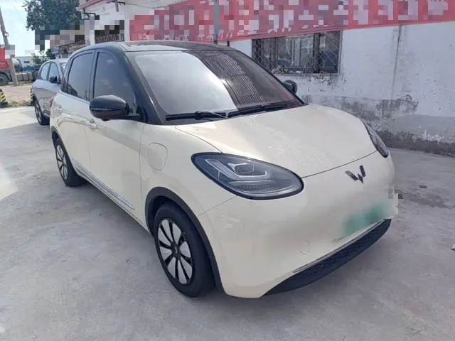 Wuling Bingo — Фото автомобиля 3