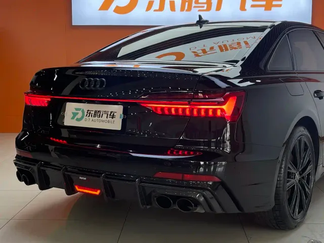 Audi Audi A6L 2022 55 TFSI quattro Premium Dynamic — Фото автомобиля 8
