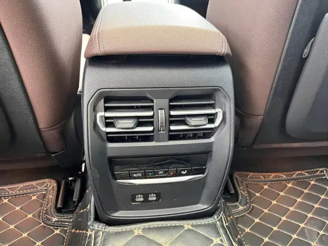 BMW 3 Series — Фото автомобиля 17