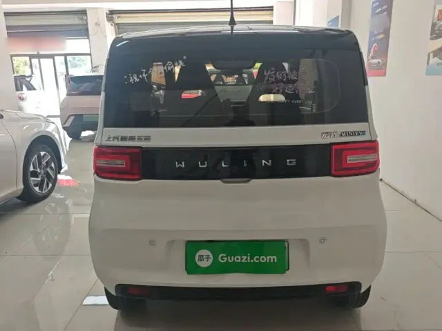 Wuling Hongguang Mini EV — Фото автомобиля 5