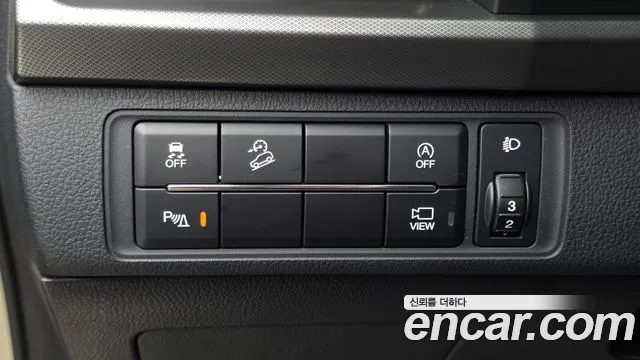 KG_Mobility_Ssangyong Rexton Новый Rexton Sport Khan Дизель 2.2 4WD — Фото автомобиля 19