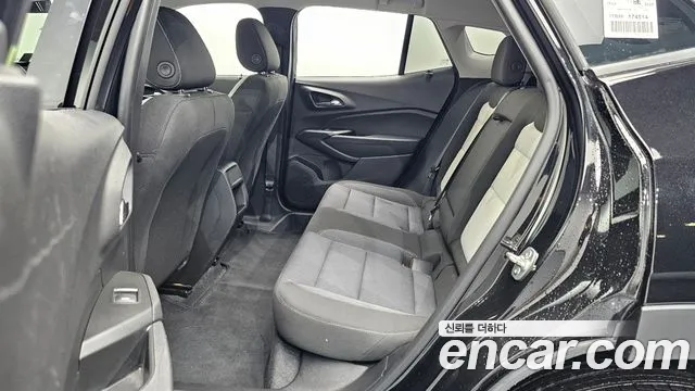 ChevroletGMDaewoo Trax Trax Кроссовер — Фото автомобиля 9
