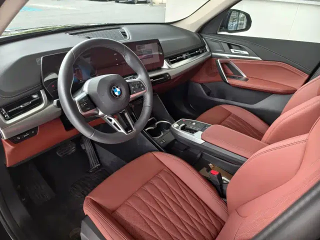 BMW X1 — Фото автомобиля 6