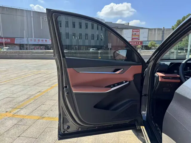 Changan CS75 Plus — Фото автомобиля 10