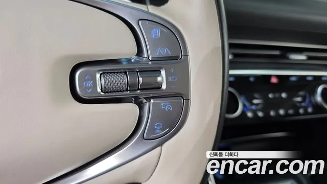 Genesis GV80 — Фото автомобиля 25