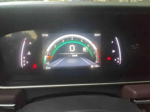 GAC Trumpchi M6 — Фото автомобиля 3