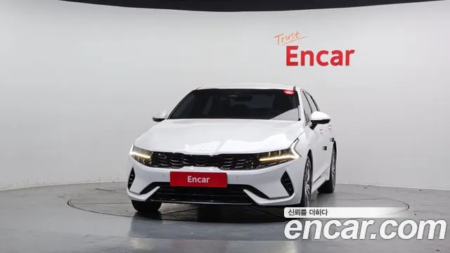 Kia K5 Signature — Фото автомобиля 3