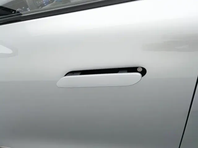 ARCFOX Arcfox Alpha S 2021 708S+ 160kW — Фото автомобиля 18
