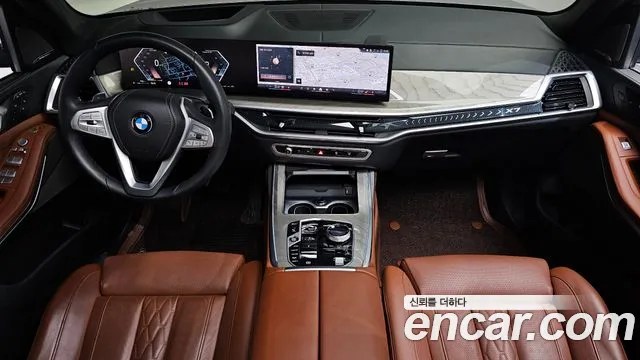 BMW X7 — Фото автомобиля 9
