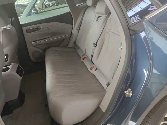 Geely Galaxy Xingyao 8 — Фото автомобиля 16
