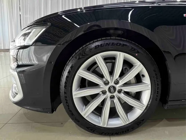 Audi A6L — Фото автомобиля 22