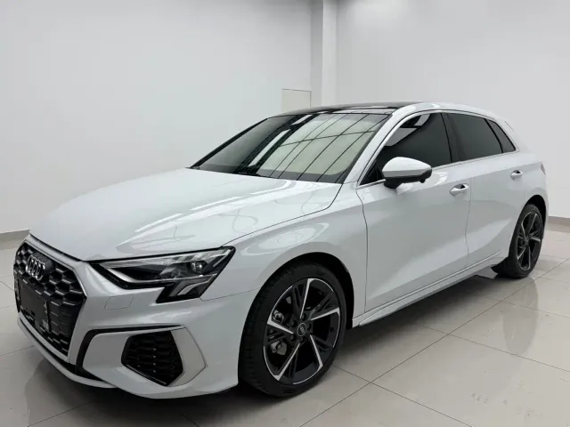 Фотография автомобиля — Audi A3