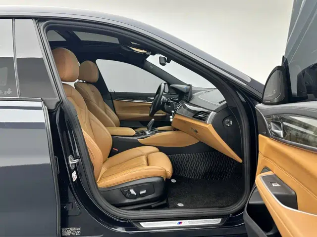 BMW 6 Series Gran Turismo — Фото автомобиля 25