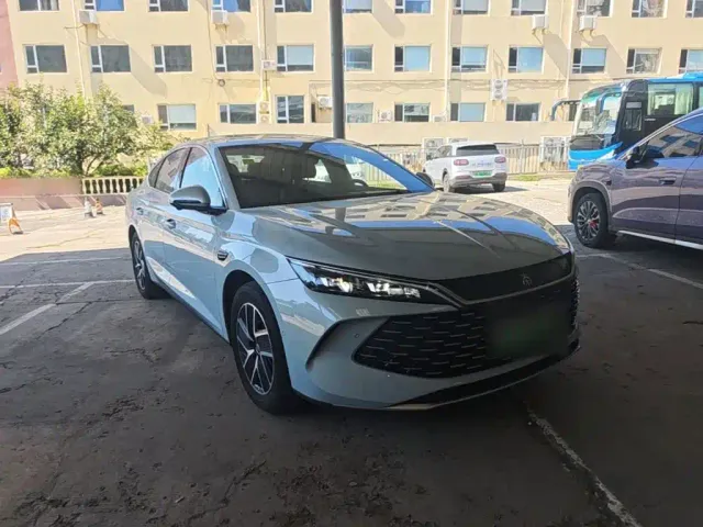 BYD Qin L — Фото автомобиля 3
