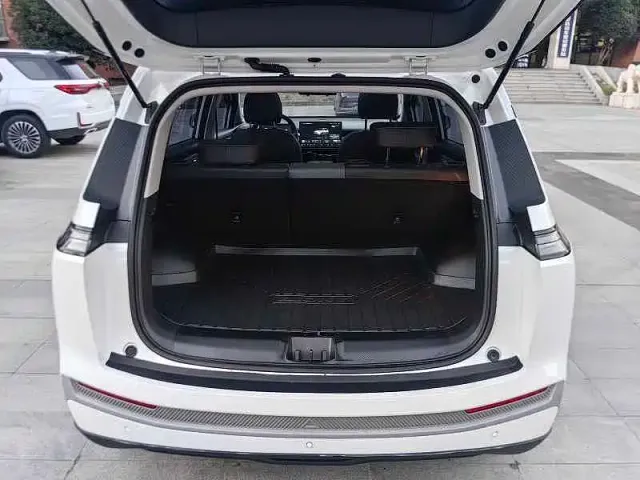 GAC Aion Y — Фото автомобиля 12
