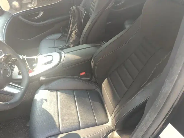 Mercedes-Benz E-Class — Фото автомобиля 16