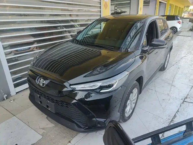 Фотография автомобиля — Toyota Frontlander