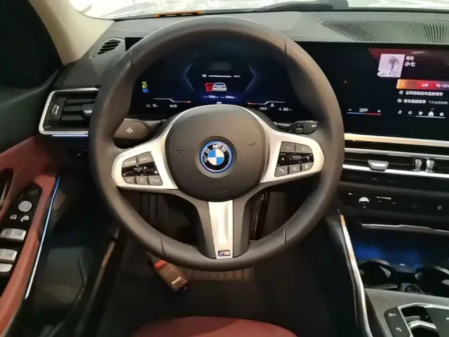 BMW i3 — Фото автомобиля 10