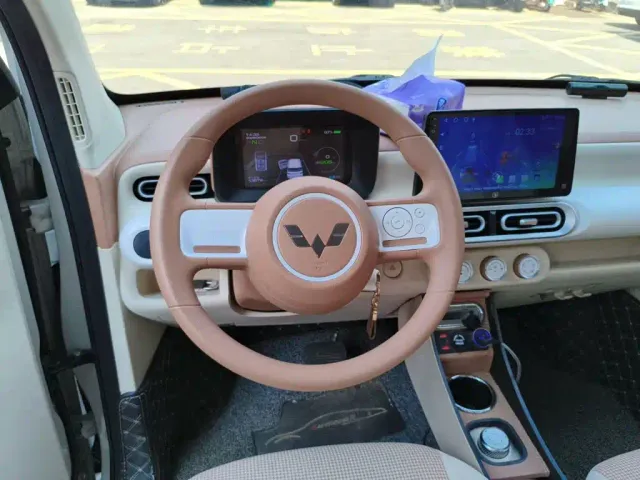 Wuling Hongguang Mini EV — Фото автомобиля 2