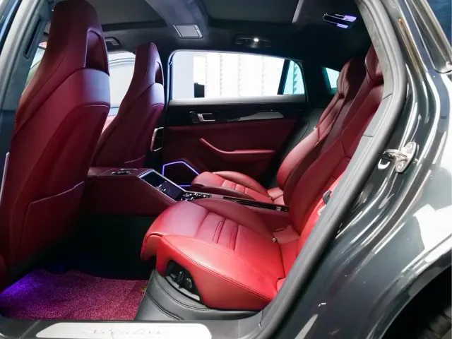 Porsche Panamera — Фото автомобиля 18