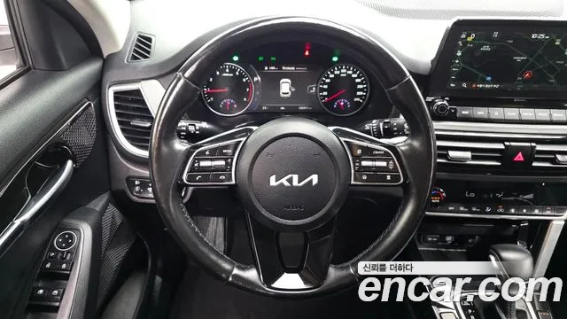 Kia Seltos Seltos Бензин 1.6 турбо 2WD — Фото автомобиля 15
