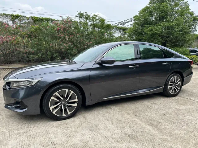 Honda Accord — Фото автомобиля 6