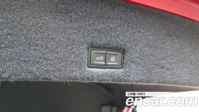 Lamborghini Urus — Фото автомобиля 11