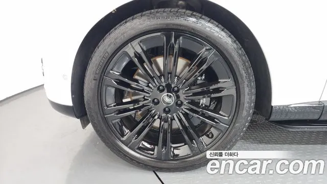 Land Rover Range Rover — Фото автомобиля 3
