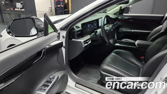 Hyundai Grandeur GN7 — Фото автомобиля 15