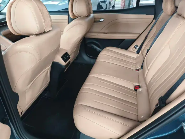 GAC Aion i60 — Фото автомобиля 7