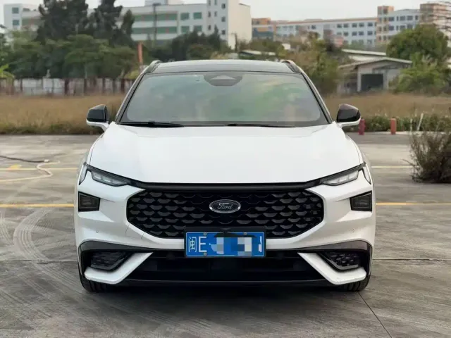Ford EVOS — Фото автомобиля 2