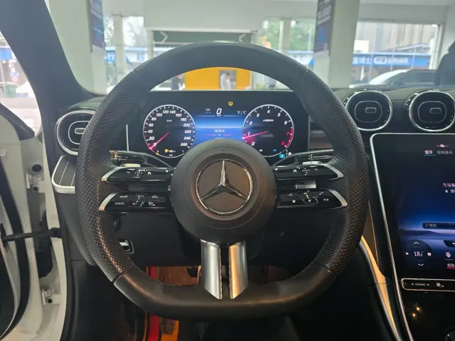 Mercedes-Benz C-Class — Фото автомобиля 10