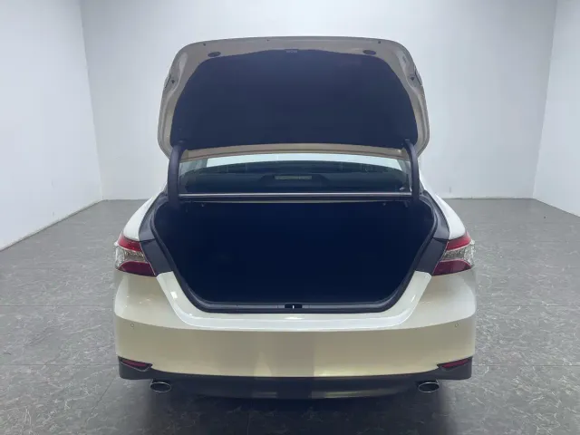 Toyota Camry — Фото автомобиля 5