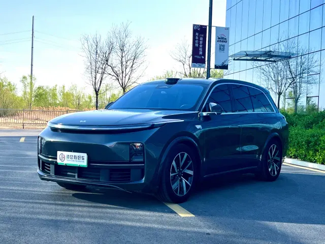 Фотография автомобиля — Li Auto L8