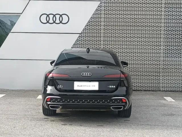 Audi A6L — Фото автомобиля 13